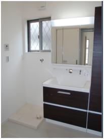 Wash basin, toilet. Indoor (June 2013) Shooting