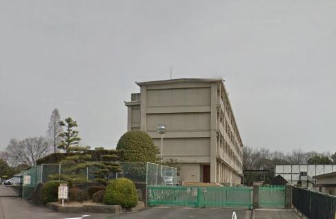 Primary school. Kasugai Municipal Kakutaro to elementary school 900m