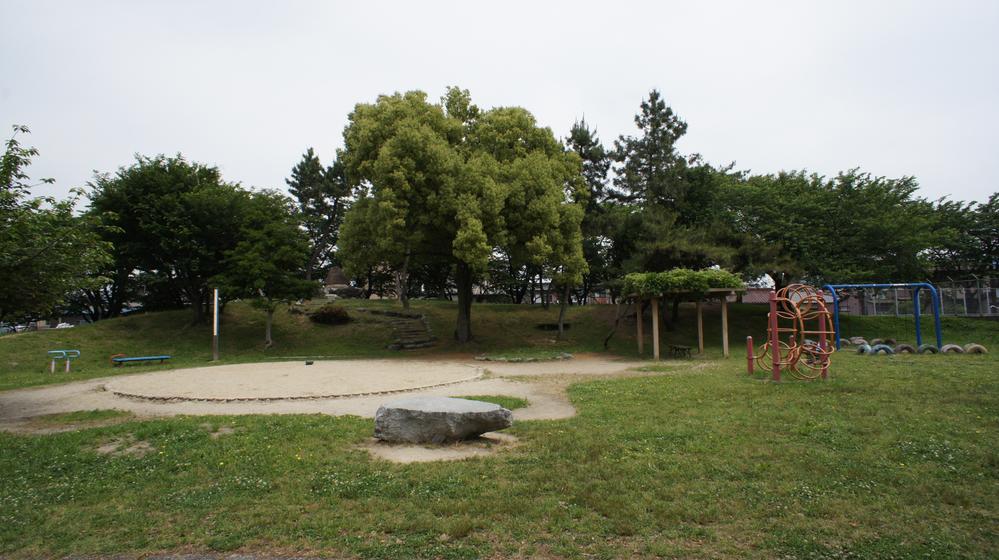 park. 1118m to the park Mino-cho