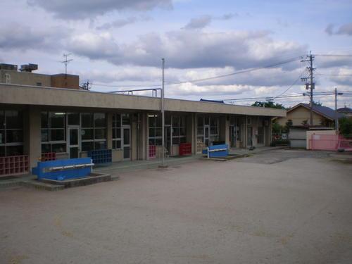 kindergarten ・ Nursery. Kasugai Municipal Momoyama 845m to nursery school