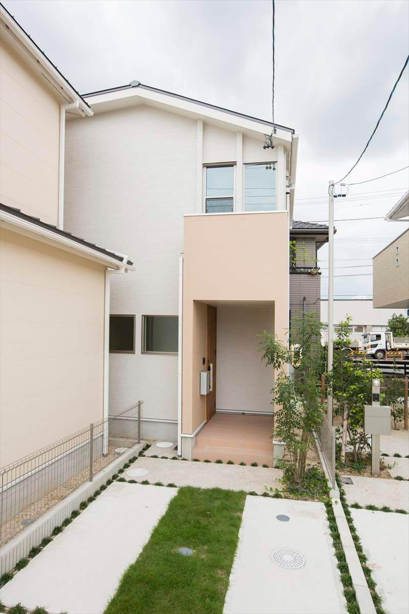 Local appearance photo. Large stock room charm of C Togaikan photo living next to!
