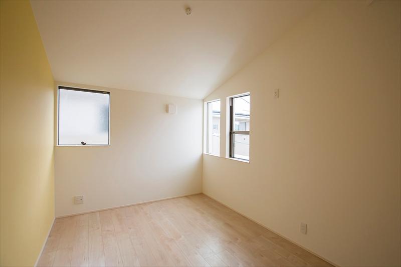 Non-living room. Building C, Western-style gradient ceiling of Western-style is, In open space. 