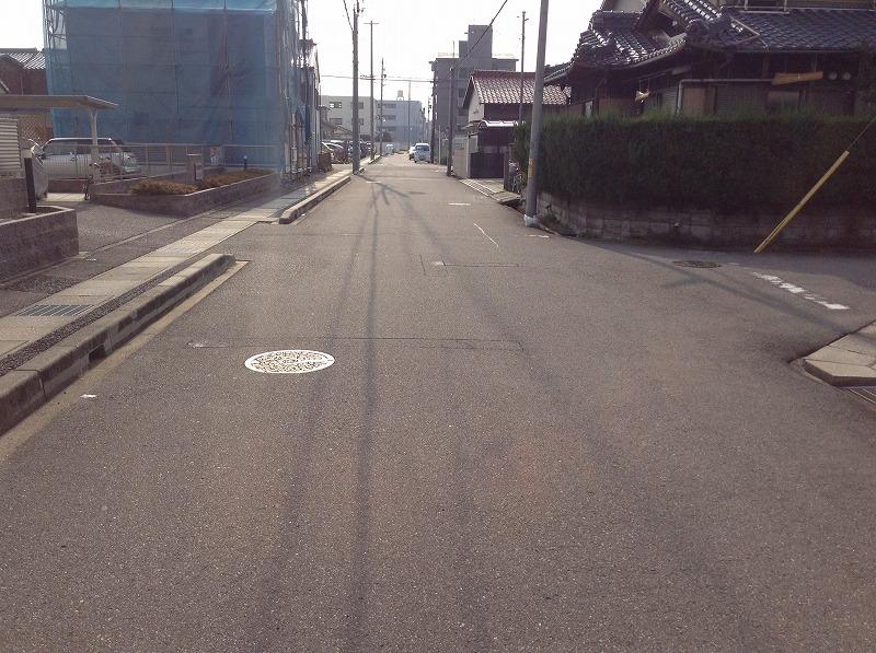 Local photos, including front road. 2013.12.7 Shooting