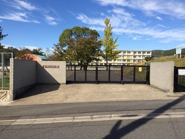 Primary school. Kasugai Municipal Tamagawa 700m up to elementary school