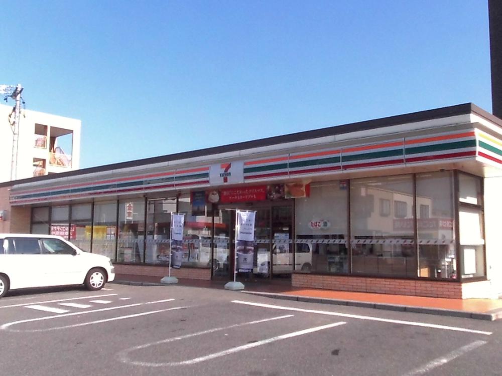 Convenience store. 240m to Seven-Eleven Kasugai alpine-cho shop