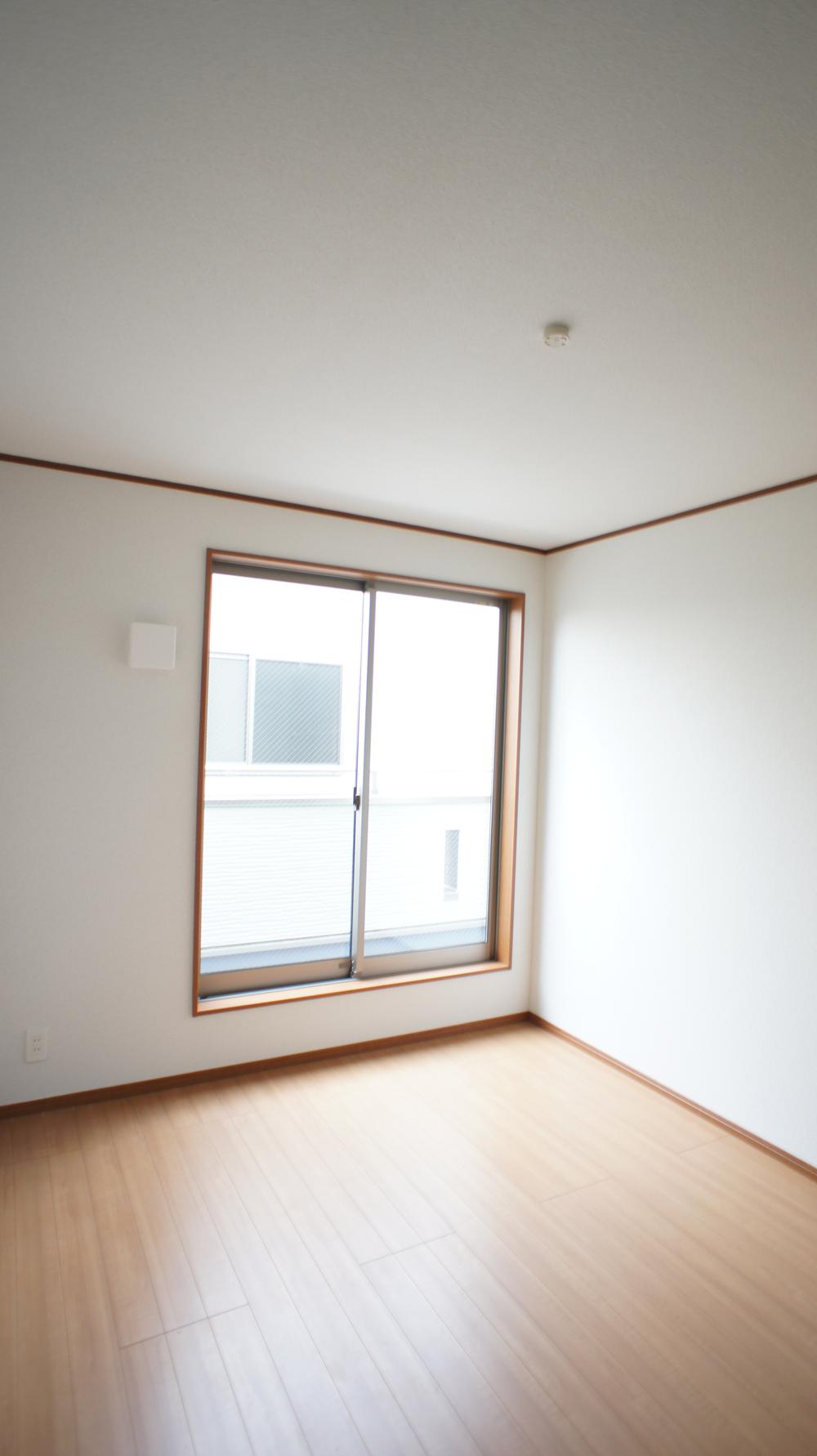 Non-living room. Second floor middle of Western-style
