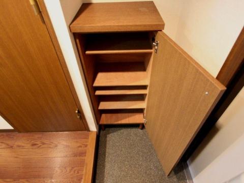 Other room space. Cupboard