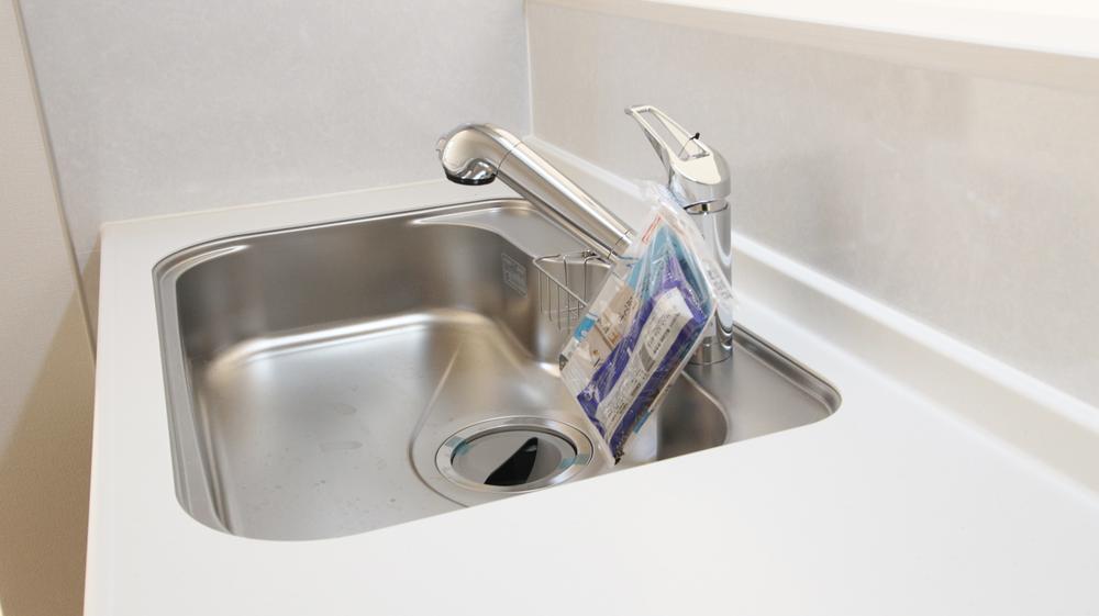 Power generation ・ Hot water equipment. Water purifier function with faucet, Full slide