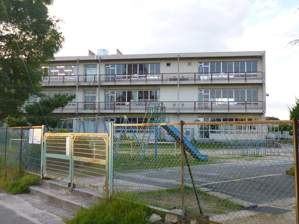 Primary school. Kasugai 730m to stand Matsubara elementary school