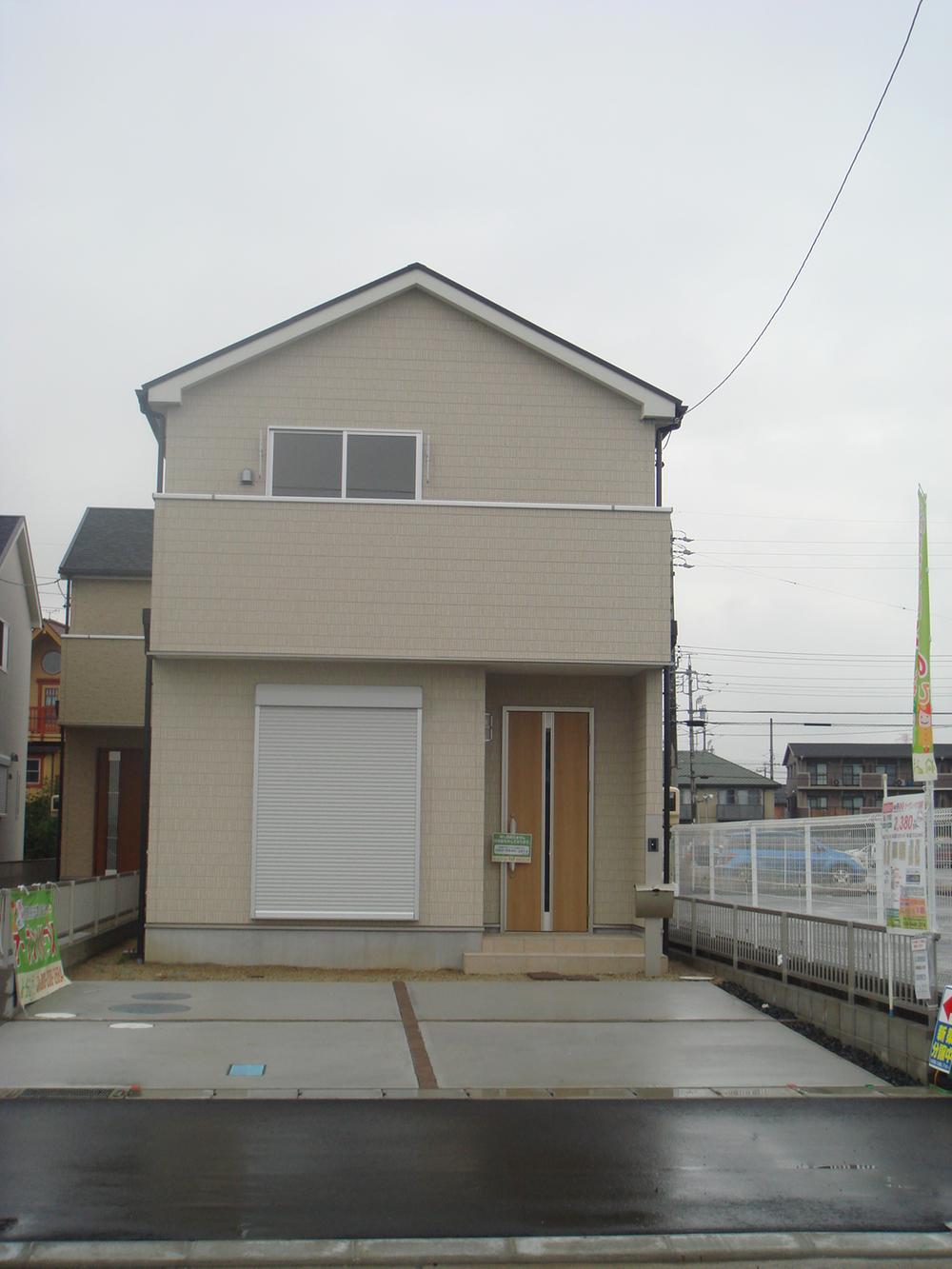 Local appearance photo. 1 Building: Price 2,480 yen