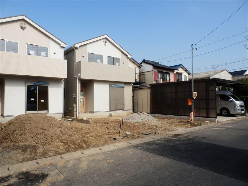 Local photos, including front road