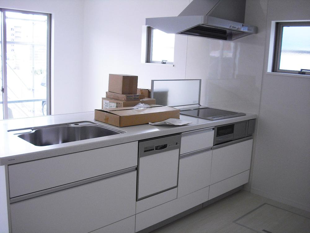 Kitchen. kitchen  Artificial marble counter, Dish washing dryer ・ Water purifier with system Kitchen, With IH cooking heater (Face-to-face ・ Underfloor Storage Yes)