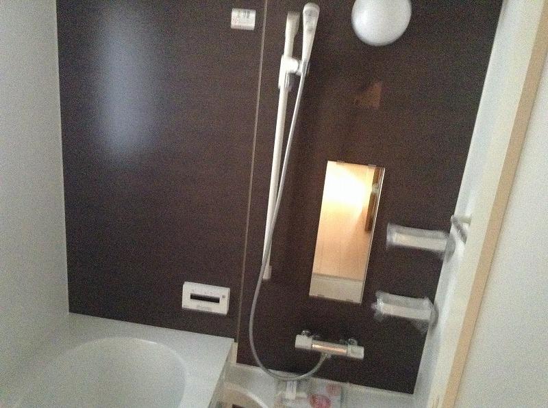 Bathroom. Building 2 2013.12.15 Shooting 