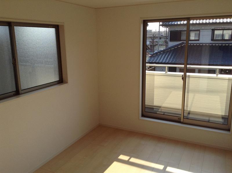 Non-living room. Building 2 2013.12.15 Shooting 