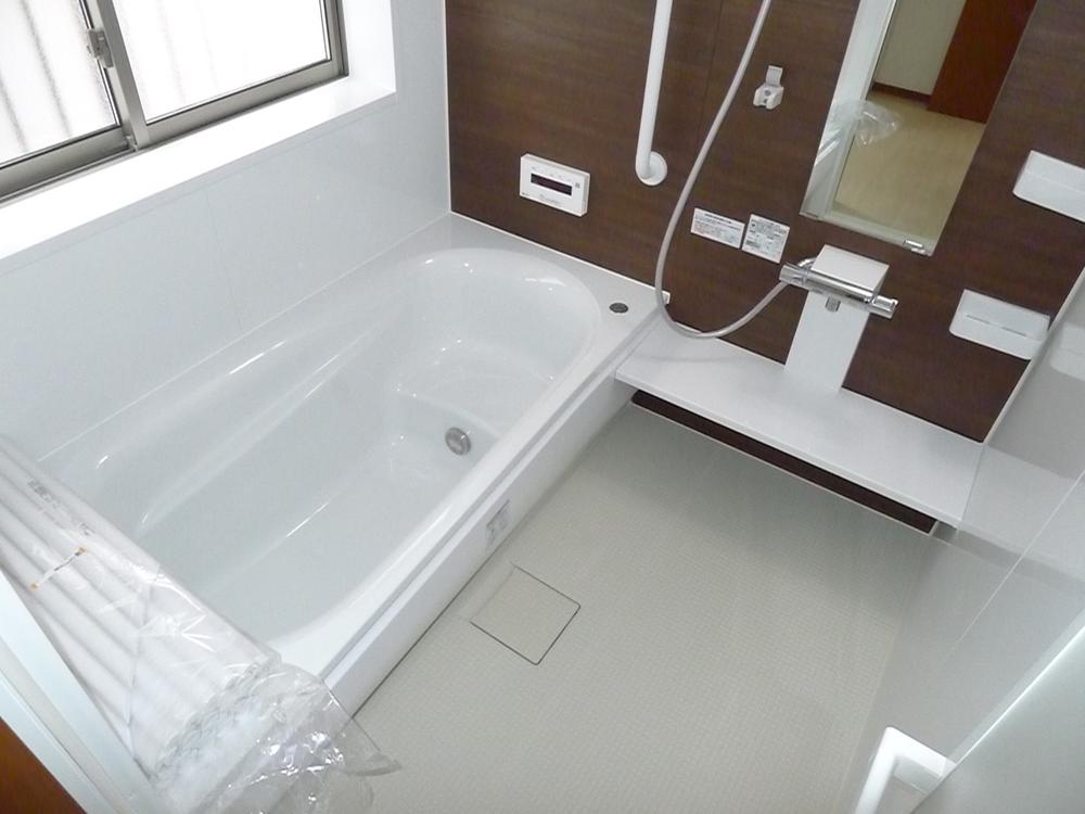 Same specifications photo (bathroom). Example of construction