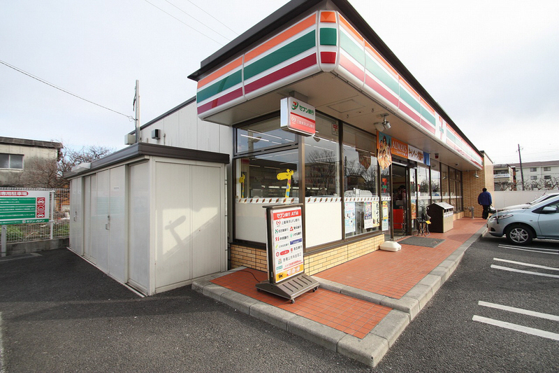 Convenience store. Seven-Eleven North Nagoya Shikata store up (convenience store) 281m