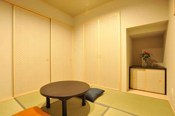 Other introspection. Comfortable relaxing Japanese-style room