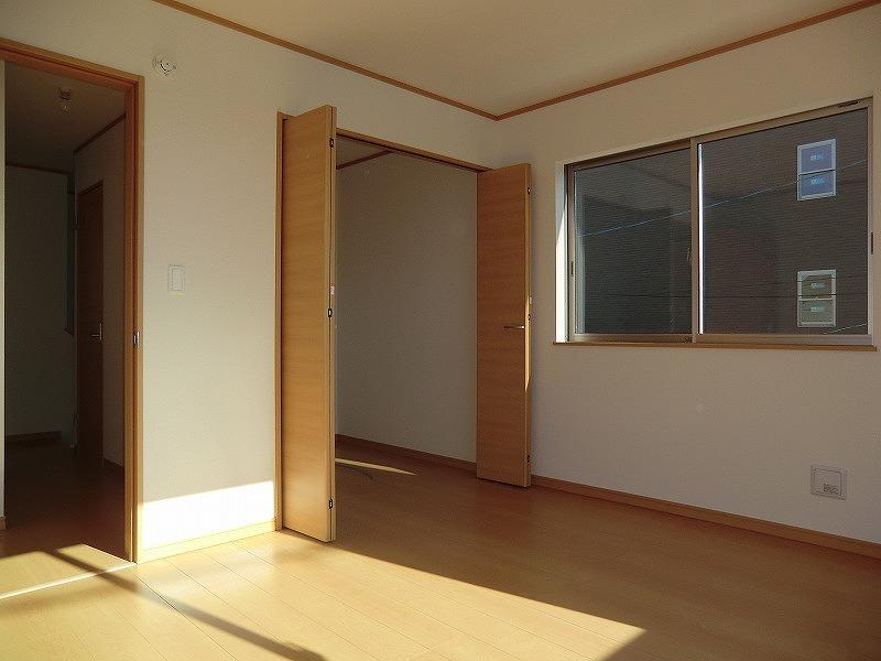 Receipt. Local (12 May 2013) Shooting