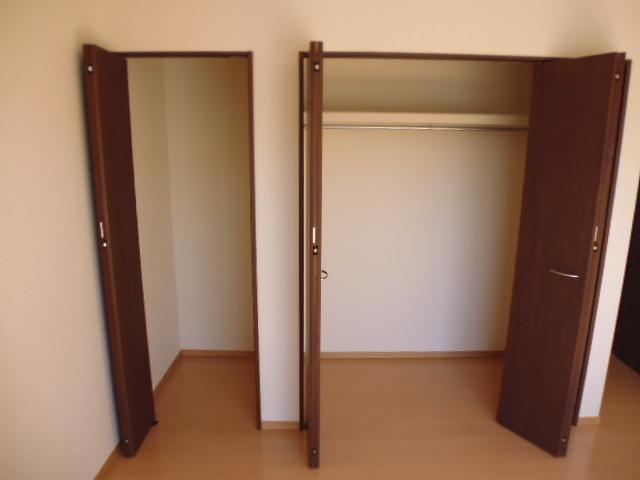 Receipt. closet Example of construction