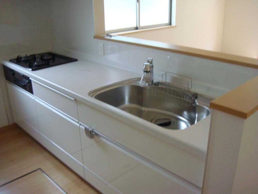Same specifications photo (kitchen)