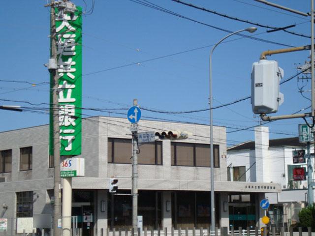 Bank. Ogaki Kyoritsu Bank Shikatsu to the branch 890m