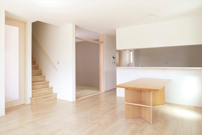 Living. Building A Living Always a flow line passing through the living room to the second floor, It is designed family of communication spread. 