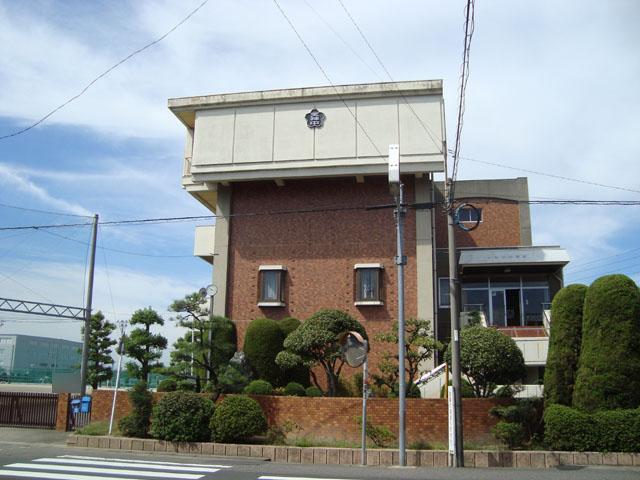 Junior high school. 1100m to Tenjin junior high school