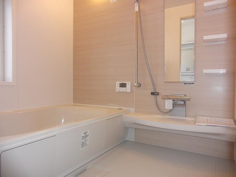 Bathroom. Room (May 2013) Shooting