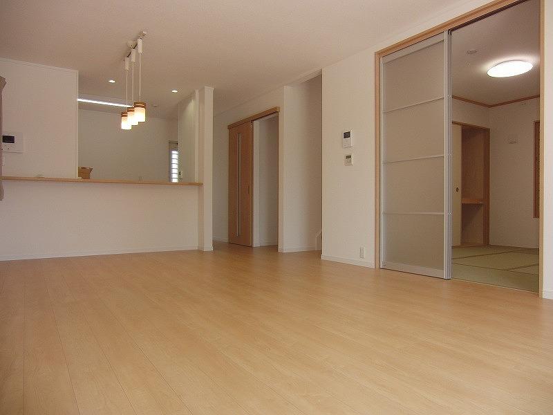 Living. Room (May 2013) Shooting