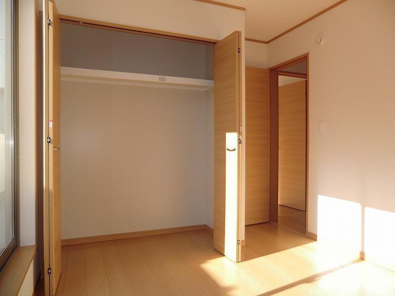 Receipt. Local (12 May 2013) Shooting