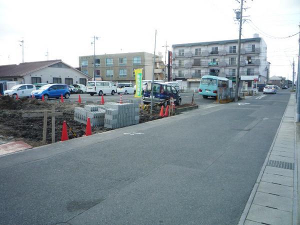 Local photos, including front road