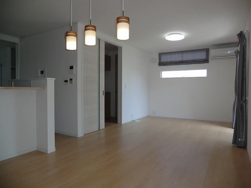 Living. Local (September 2013) Shooting