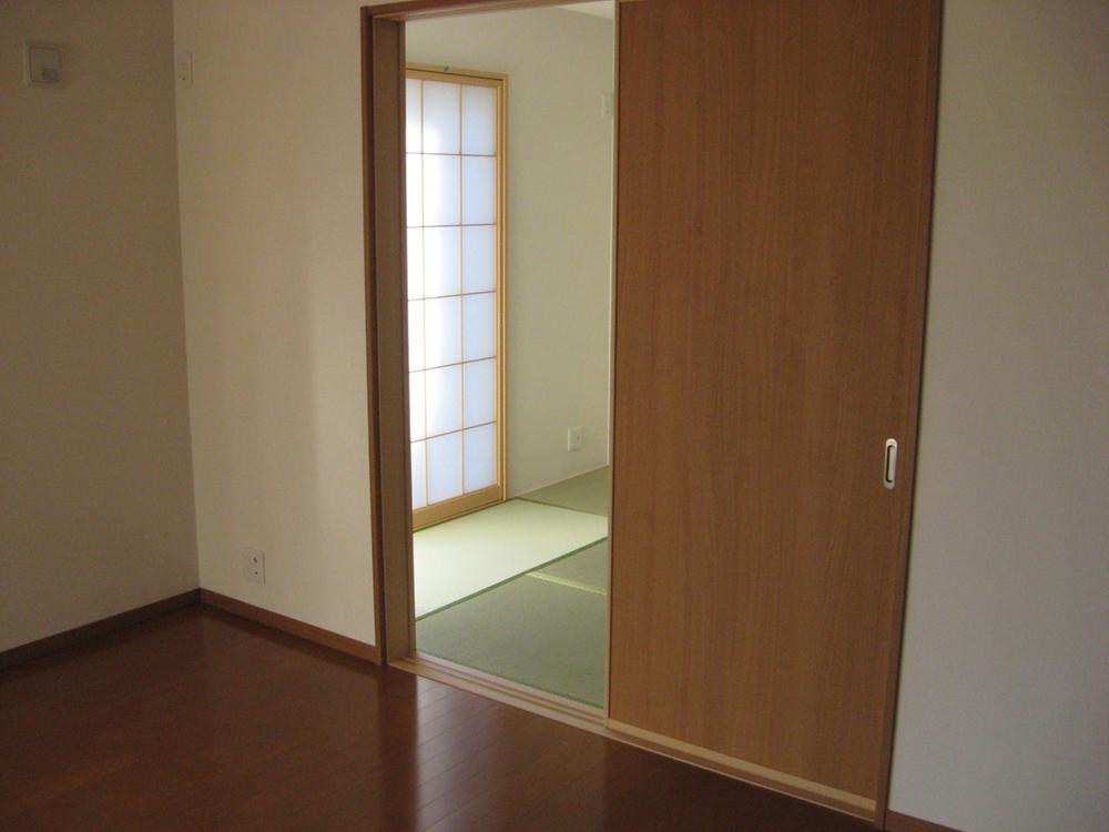 Other. Japanese-style room that follows the living