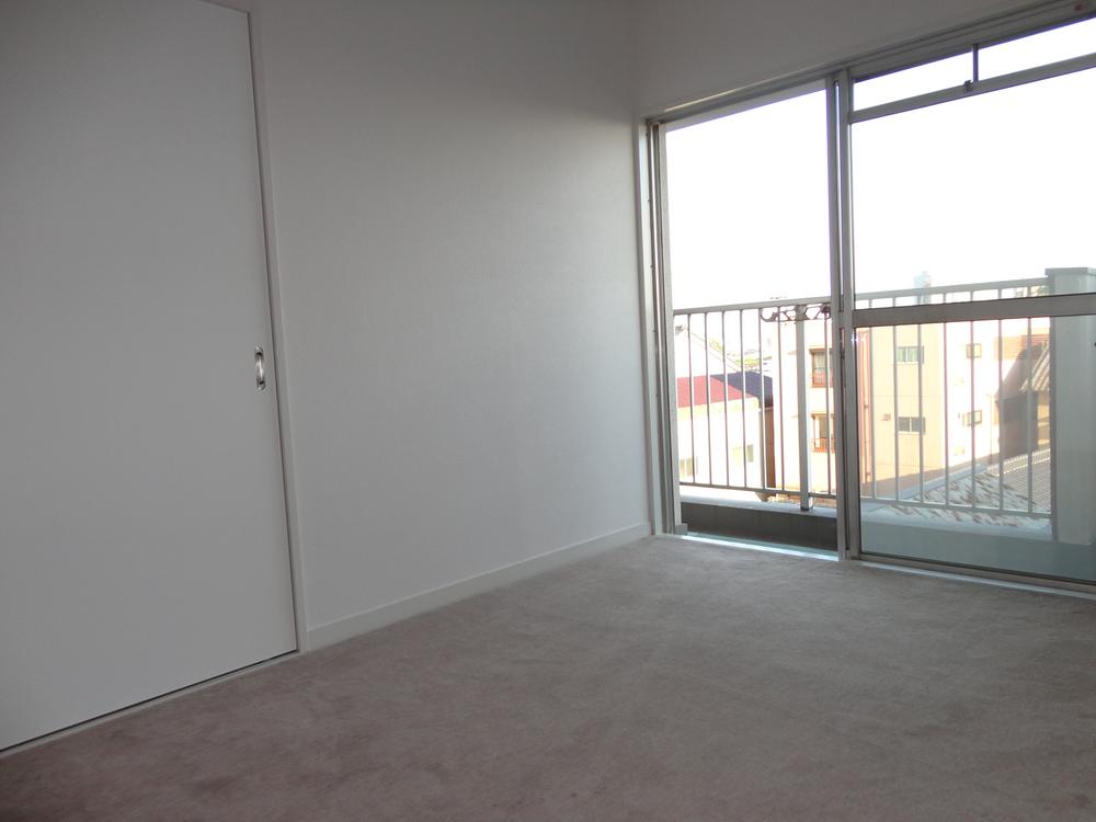 Non-living room.  ■ Western style room