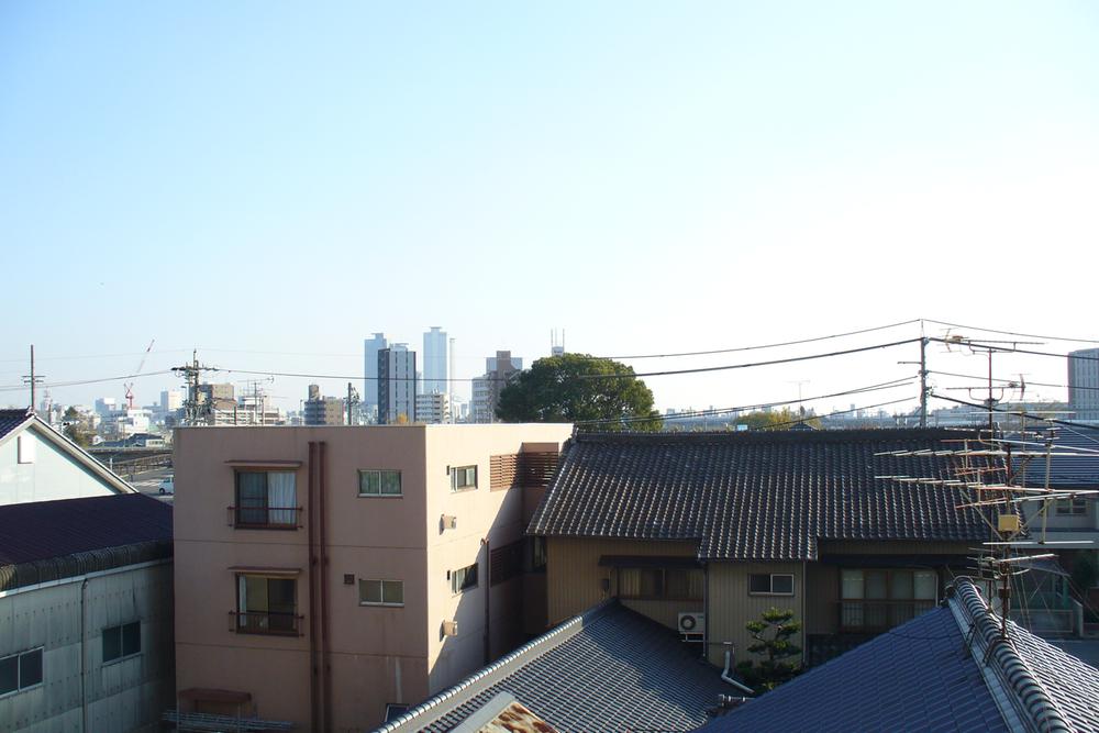 View photos from the dwelling unit.  ■ View from the site (December 2012) shooting