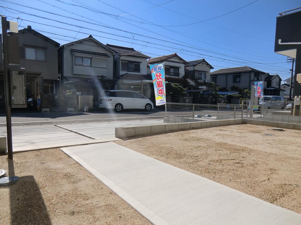 Local appearance photo. ◇ 6 Building ◇  South a feeling of opening to the spacious garden! ! 
