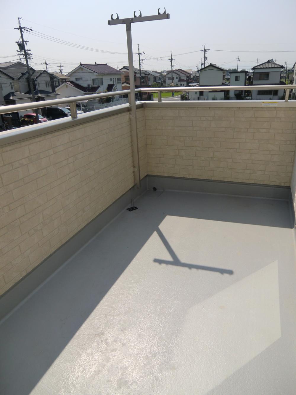 Balcony. ◇ balcony ◇  Large south balcony