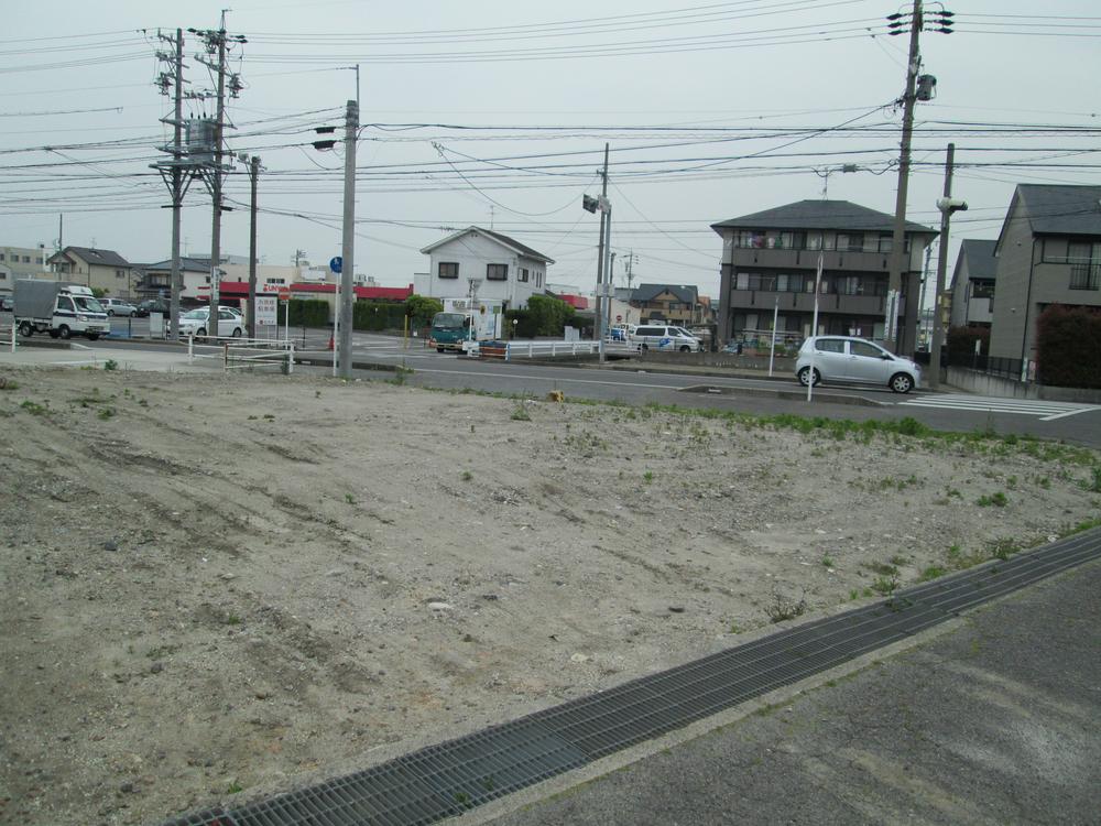 Local land photo. Streets drilled