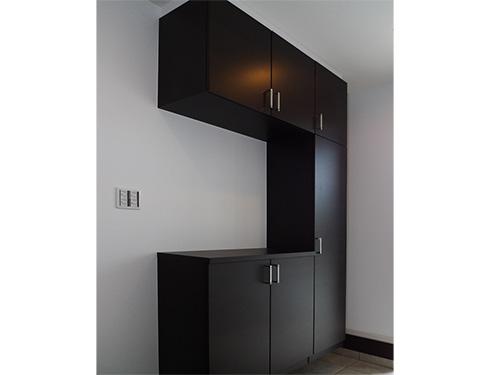 Other Equipment. Equipped with high storage capacity large shoebox