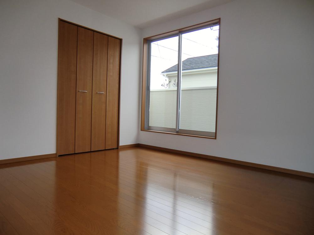 Non-living room. ◇ Western-style ◇  Bright Western-style in the south  All room storage