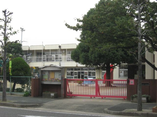 kindergarten ・ Nursery. The first kindergarten (kindergarten ・ 1300m to the nursery)