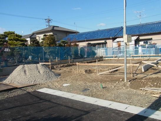 Local appearance photo. Local (12 May 2013) Shooting