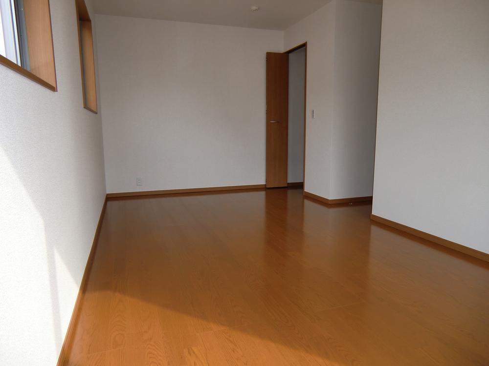 Non-living room. ◇ Western-style ◇  Bright Western-style in the south  Walk-in closet