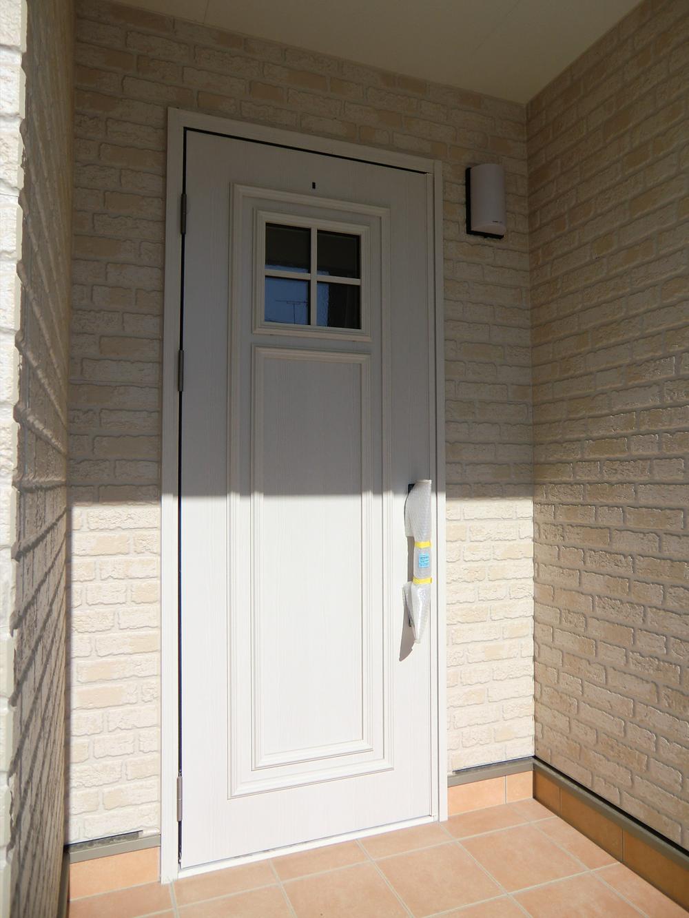 Entrance. ◇ entrance door ◇  Convenience ・ Crime prevention highly smart card key support  Insulated door  