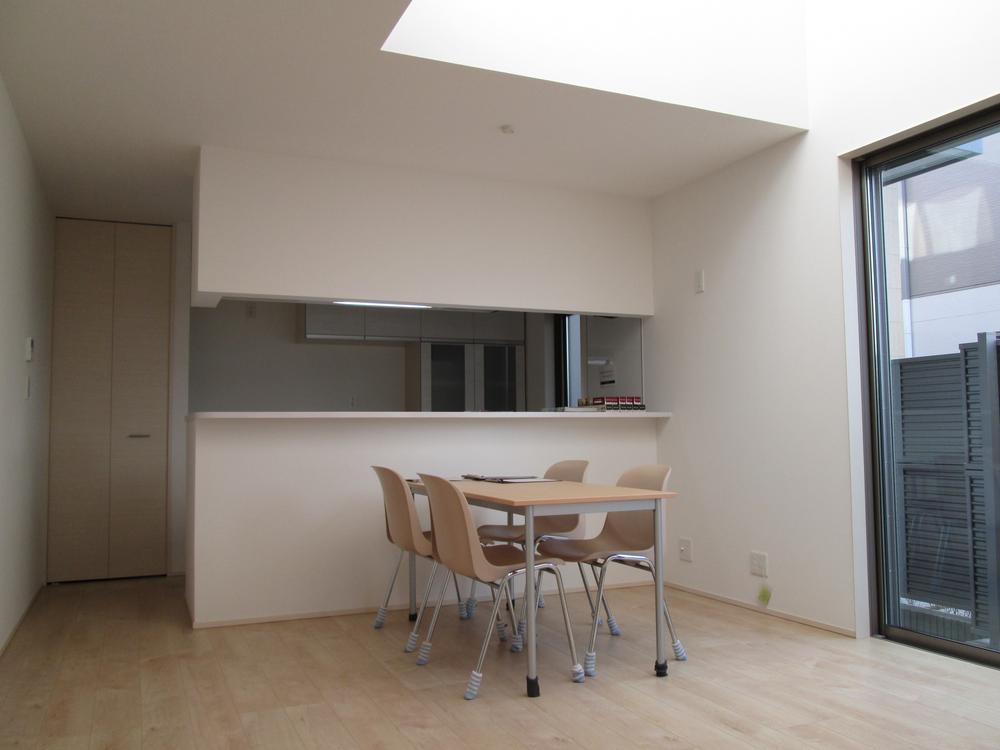 Living. Indoor (12 May 2013) Shooting