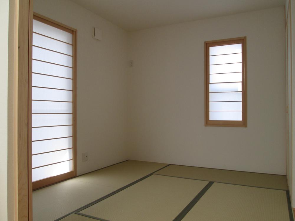 Non-living room. Indoor (12 May 2013) Shooting