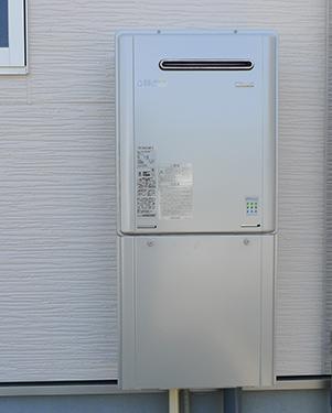 Power generation ・ Hot water equipment. Utility costs savings in the gas water heater ECO Jaws of the waste heat utilization. Kind to the planet with CO2 emission reduction. 