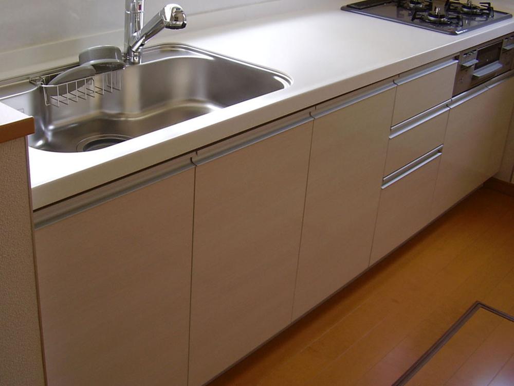 Same specifications photo (kitchen)