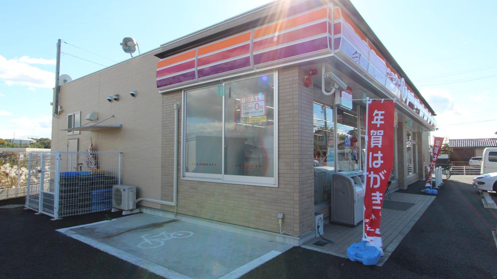 Convenience store. 680m to Circle K Komaki Fumitsu shop