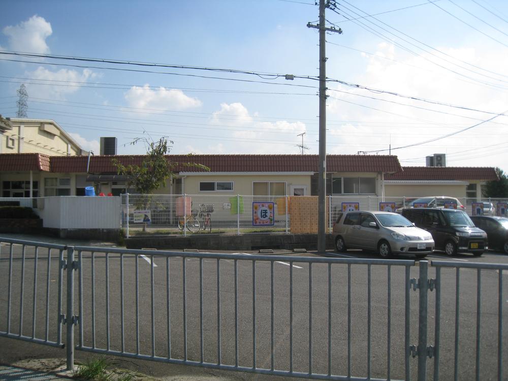 kindergarten ・ Nursery. 388m to Komaki Municipal Honjo nursery